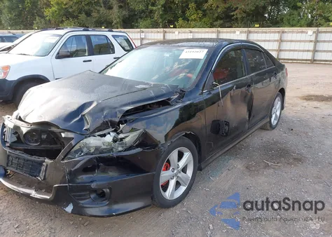 2011 Toyota Camry Se/Le/Xle z USA, uszkodzony, nr VIN 4T1BF3EK2BU682261